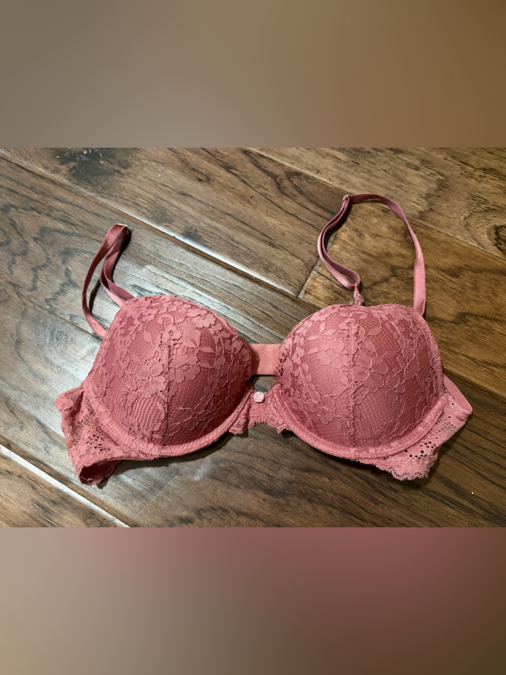 Victoria's Secret Lace Push-Up Bra in Mauve Pink